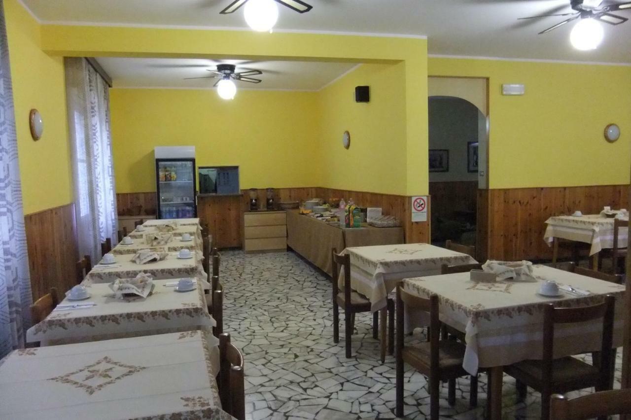 Albergo Villalma Rimini Kültér fotó