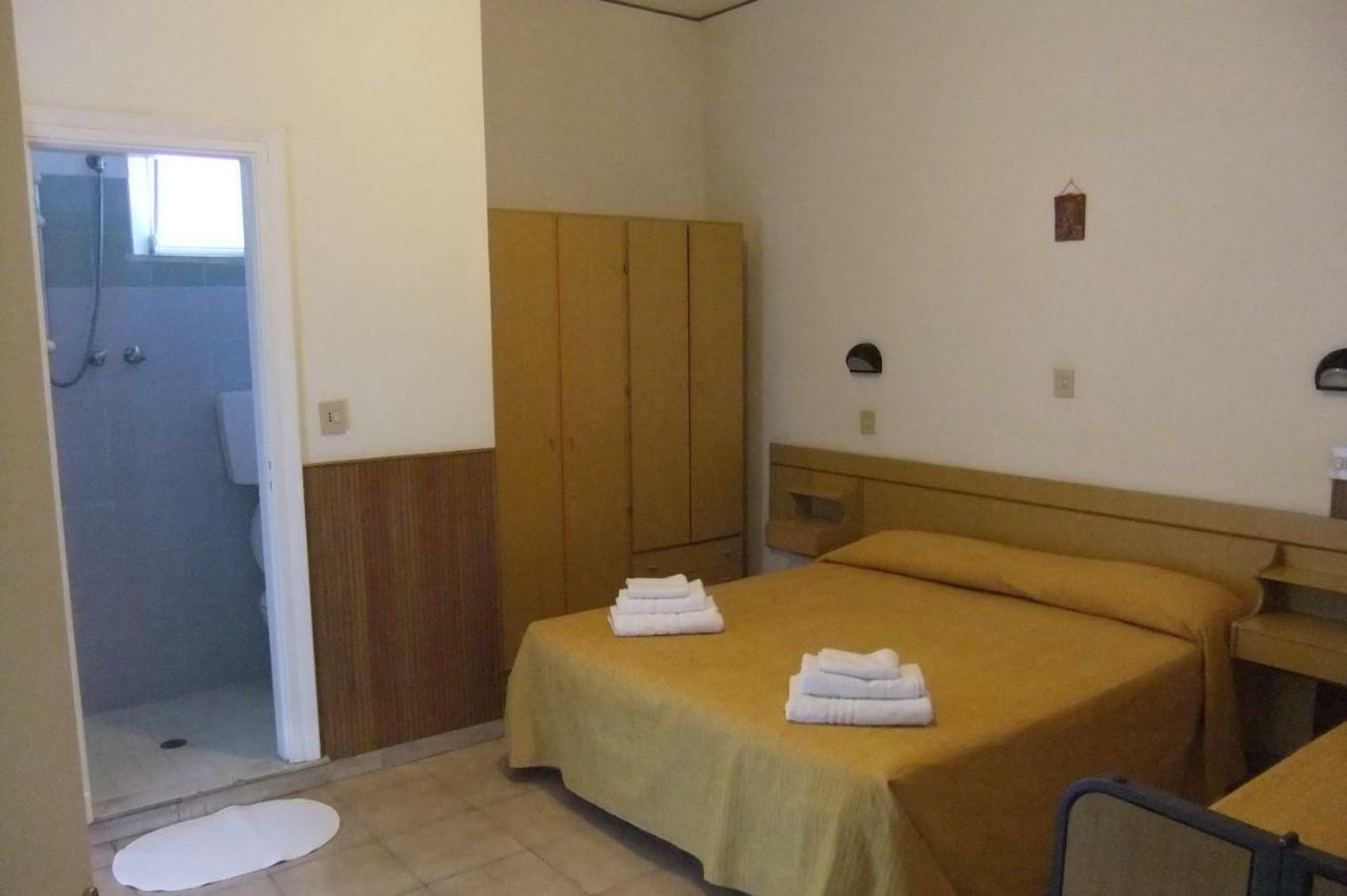 Albergo Villalma Rimini Kültér fotó