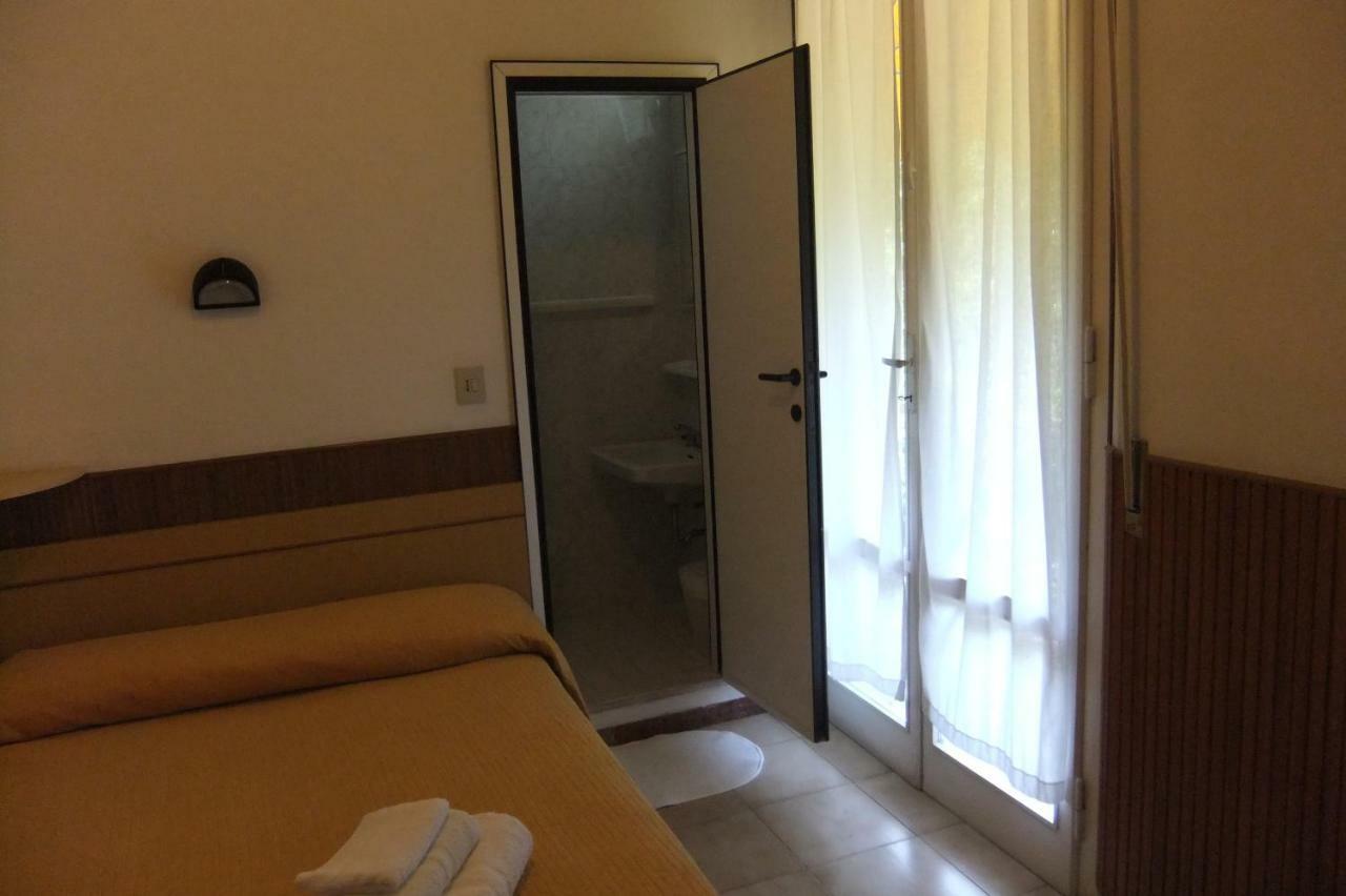 Albergo Villalma Rimini Kültér fotó