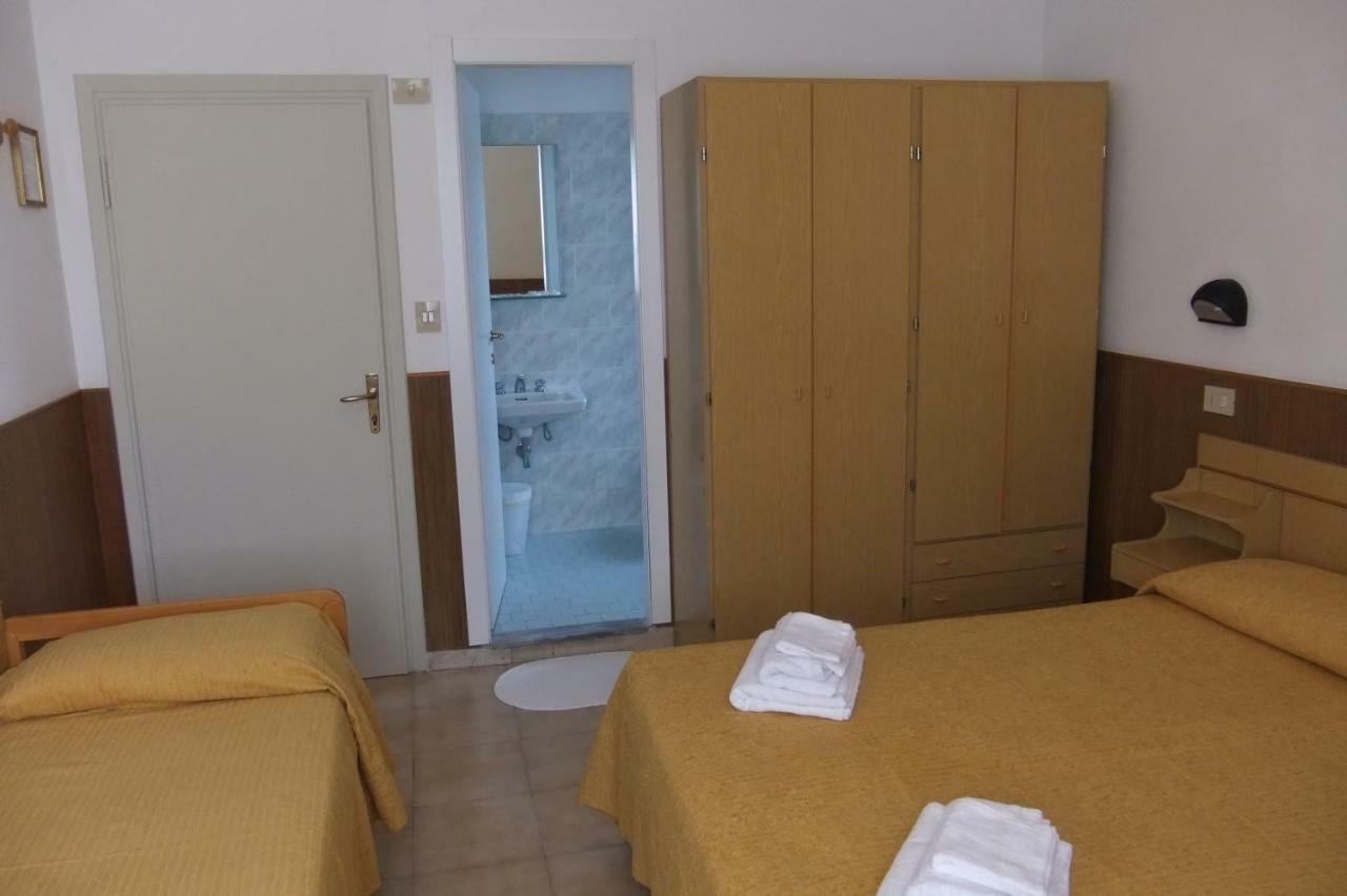 Albergo Villalma Rimini Kültér fotó