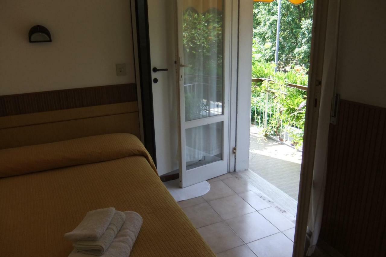 Albergo Villalma Rimini Kültér fotó